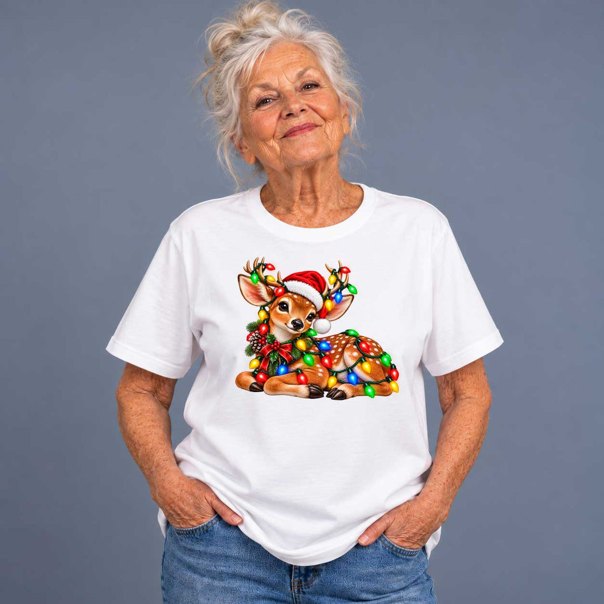Rådjur Med Julbelysning T-shirt