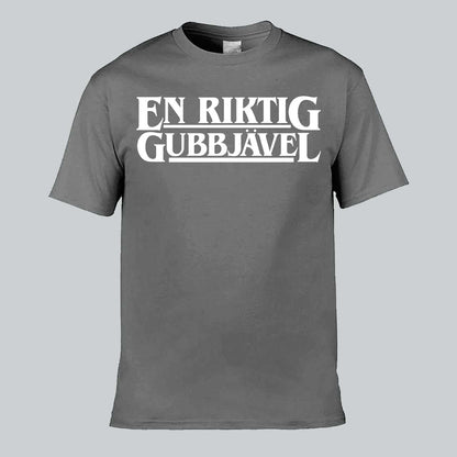 En Riktig Gubbjävel T-shirt