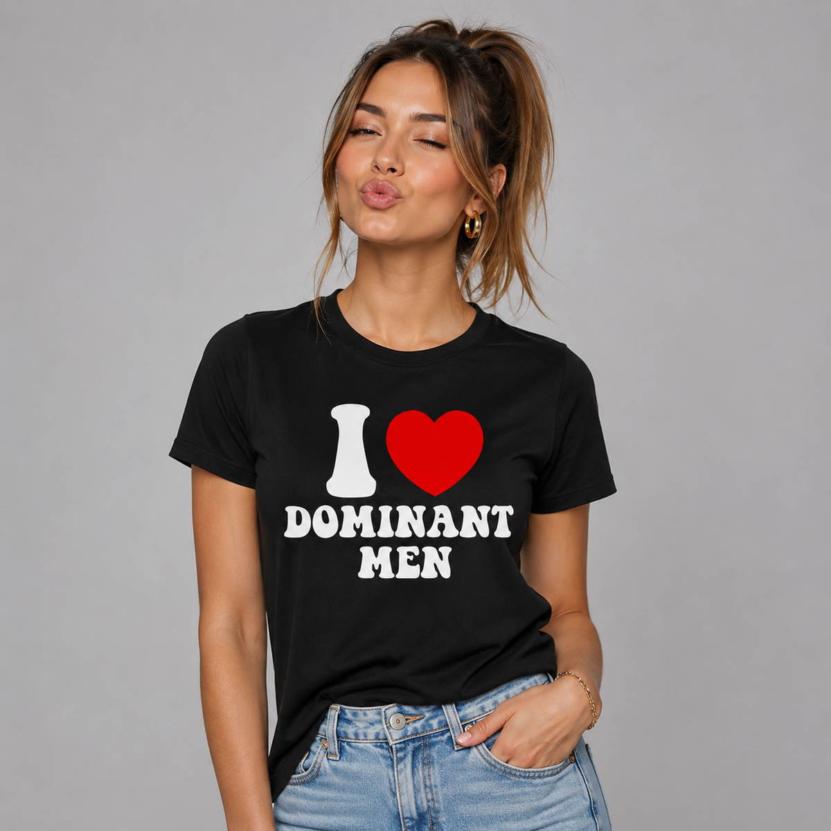 I Love Dominant Men T-shirt