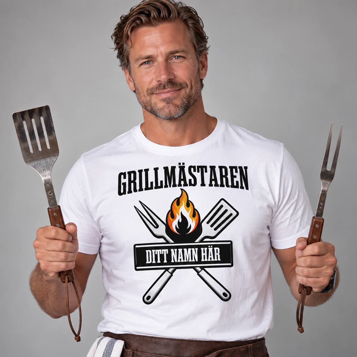 Grillmästaren Valfritt Namn T-shirt