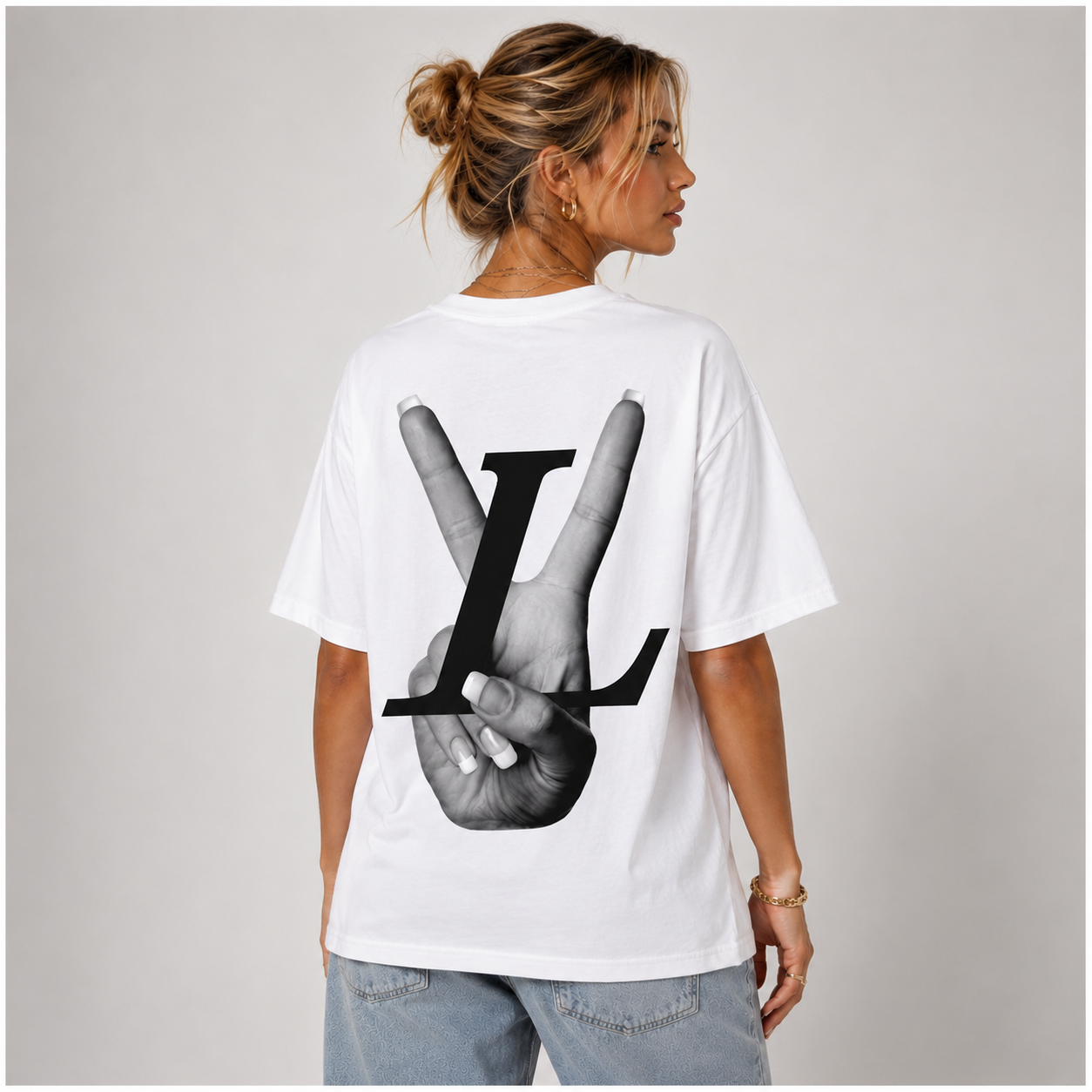 LV Finger T-shirt