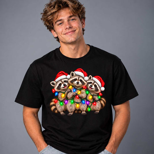 Tvättbjörnar Med Julbelysning T-shirt